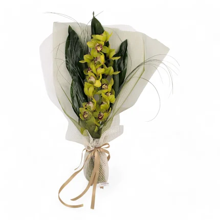 Ανθοδέσμη με πράσινο σιμπίντιουμ.